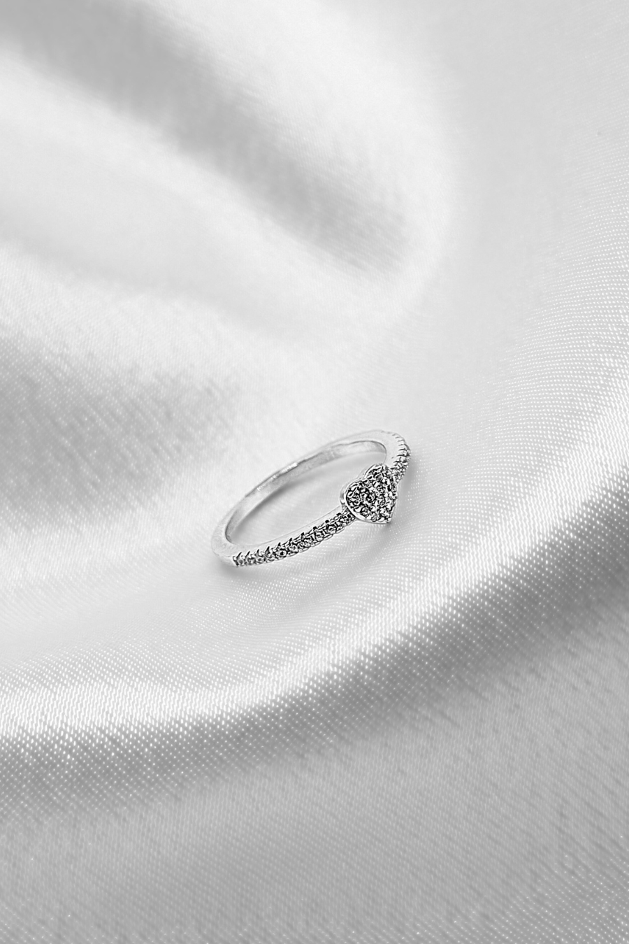 Anillo Corazón Pavé