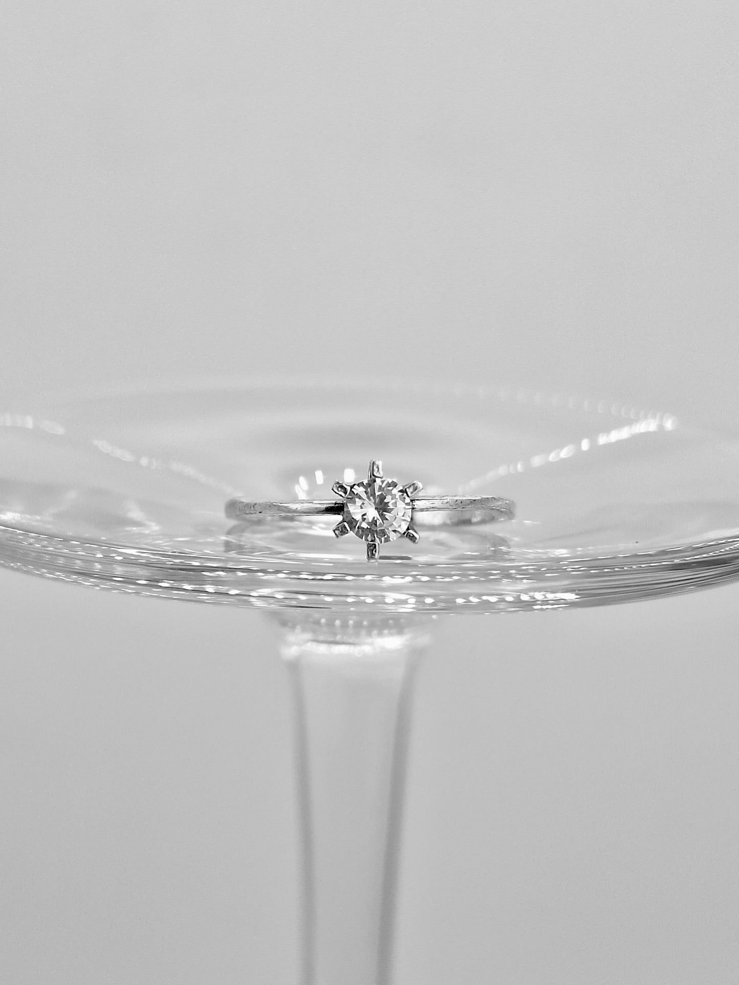 Anillo Solitario Eris